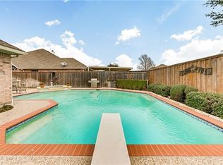 2702 Roughleaf Ln, Rowlett, TX 75089