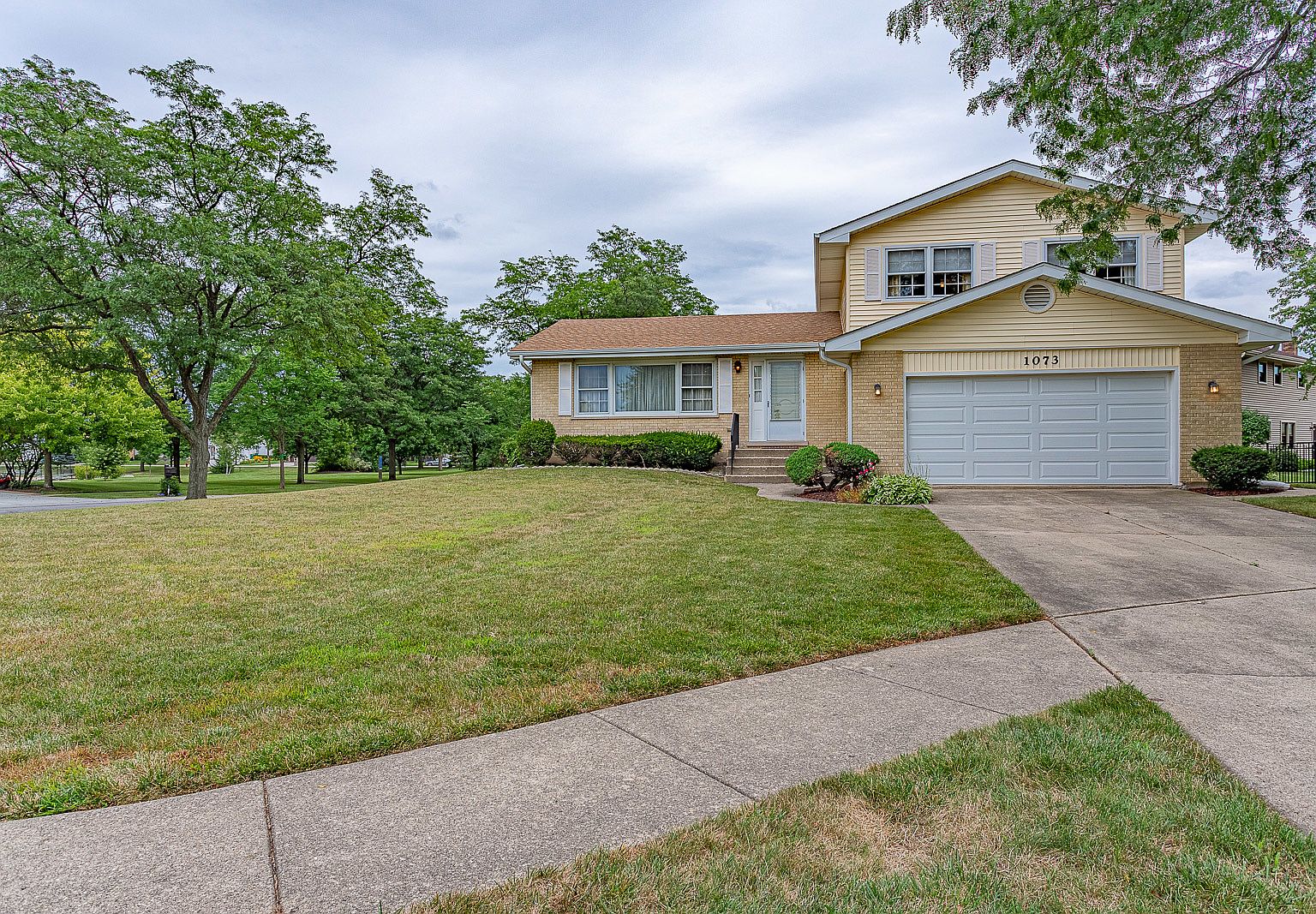 1073 Gregory Ct, Elk Grove Village, IL 60007 Zillow