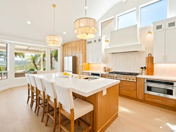 11475 Eastridge Pl, San Diego, CA 92131