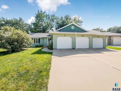 1909 W Ashley Cir, Sioux Falls, SD, 57104