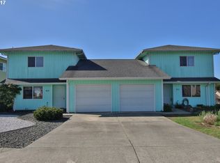 811 Blanco Ave, Coos Bay, OR