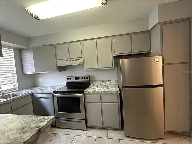 7502 Bolanos Ct — Photo 6