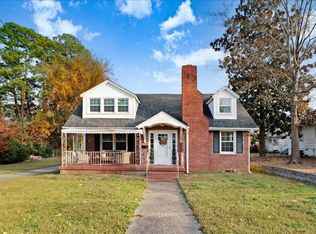 313 S 4th St, Smithfield, NC 27577