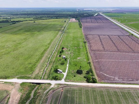 4th image of 8007 County Road 170