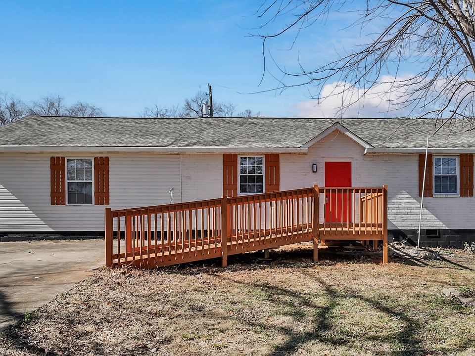 1st image of 2622 Union Hall Rd