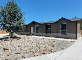 755 River Rd, Sequim, WA 98382