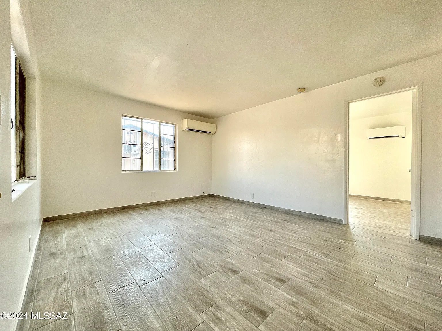 1 bed, 1.0 bath, 575 sqft, $950 — Photo 2
