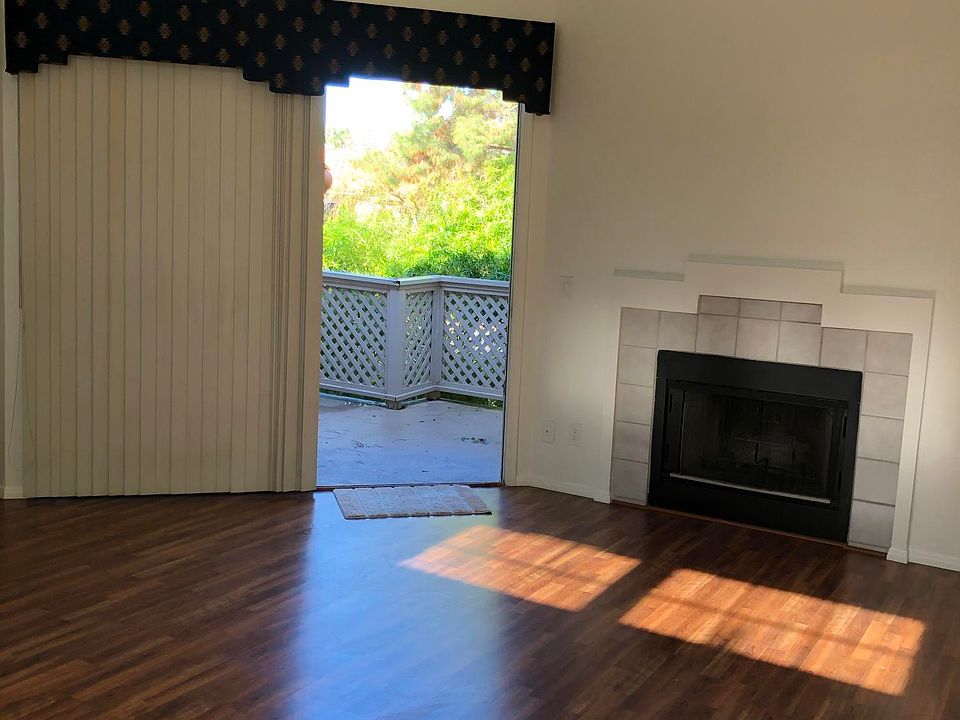 1st image of 1633 E Lakeside Dr Unit 41