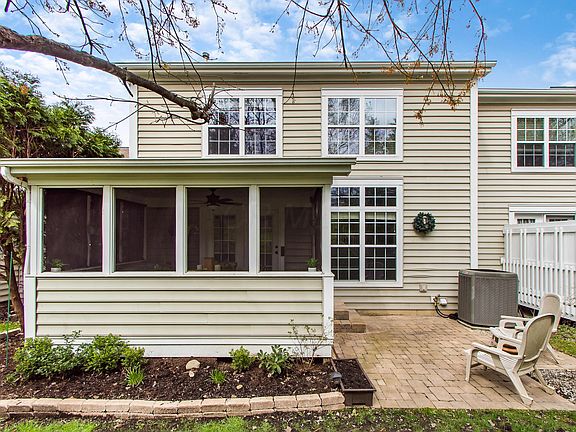 4th image of 372 Nature Trl