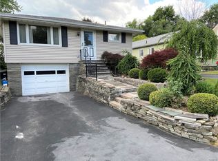 1960 Caleb Ave, Syracuse, NY 13206