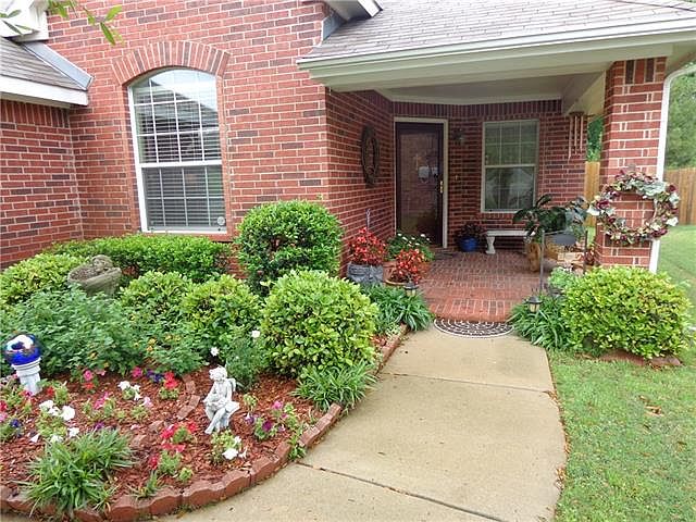 1st image of 4219 Fall Creek Dr