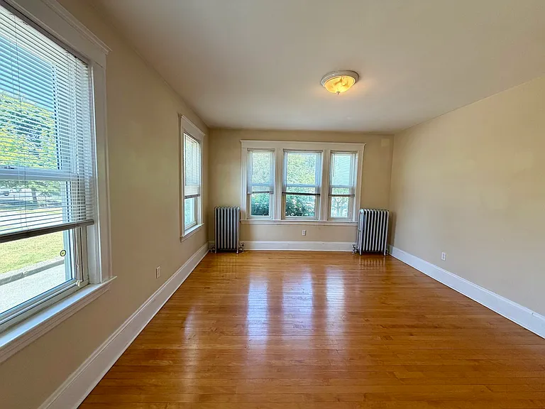 8 Silver Lake Ave #6 — Photo 8