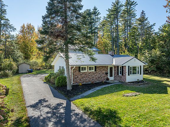 2nd image of 22 Westwood Drive