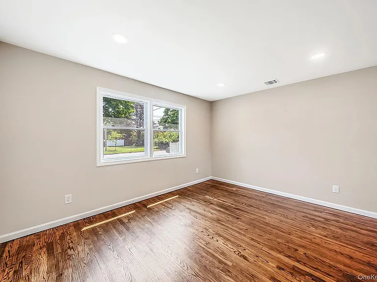 610 Americus Ave — Photo 5