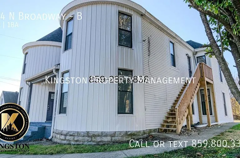 544 N Broadway St #B — Photo 4