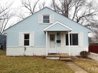1319 S 13th St, Pekin, IL