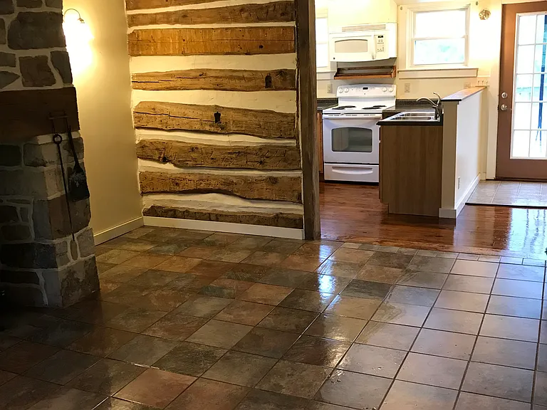 6514 Creek Rd — Photo 22