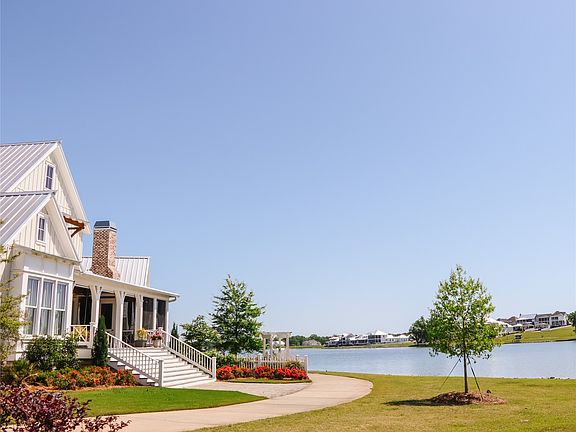5th image of 15 Waters View Dr