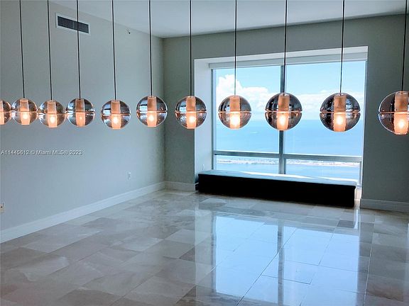 5th image of 1425 Brickell Ave APT 55A