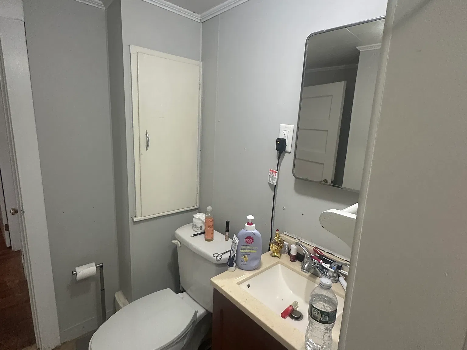 1 bed, 1000 sqft, $1,700 — Photo 2