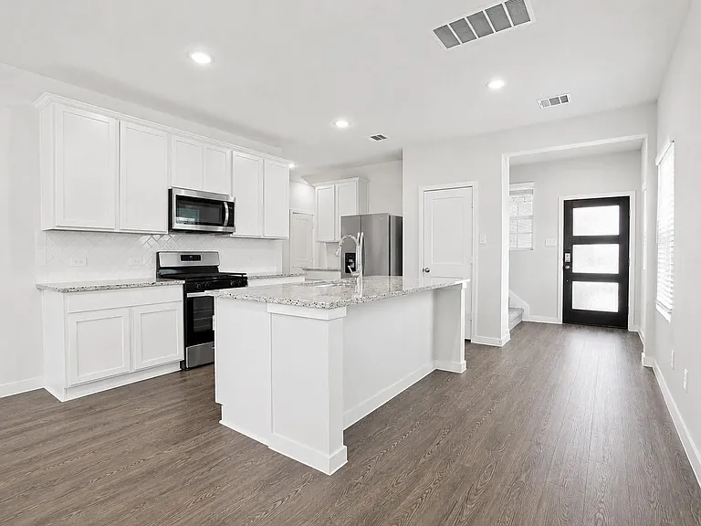 8131 Arrowroot Ln — Photo 15