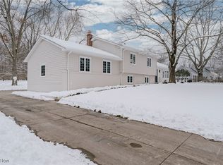 3076 Lander Rd, Pepper Pike, OH 44124