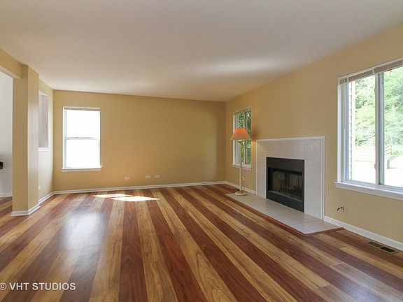 3rd image of 2015 Serenity Ln