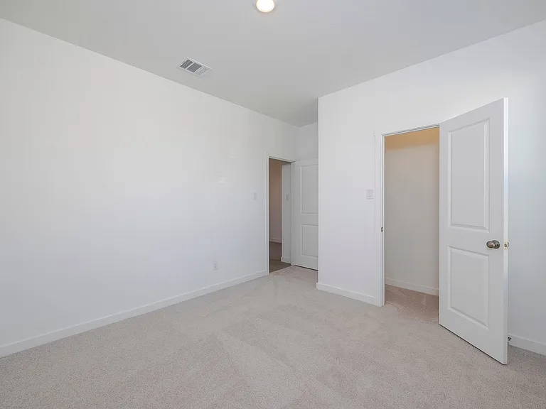 2220 Pommel Ln — Photo 10
