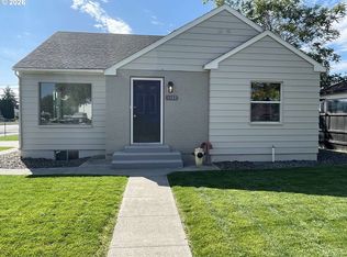 1102 W Margaret St, Pasco, WA 99301