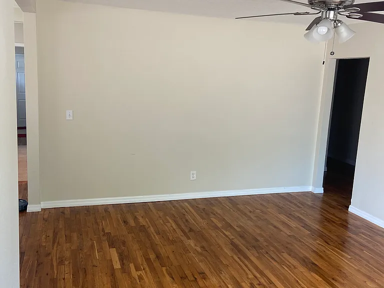 515 E Adalee St — Photo 5
