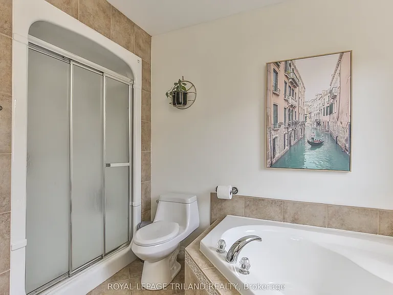 41 Owen Ct — Photo 20