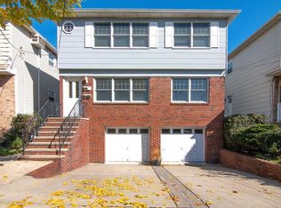 35 New St, Bayonne, NJ 07002