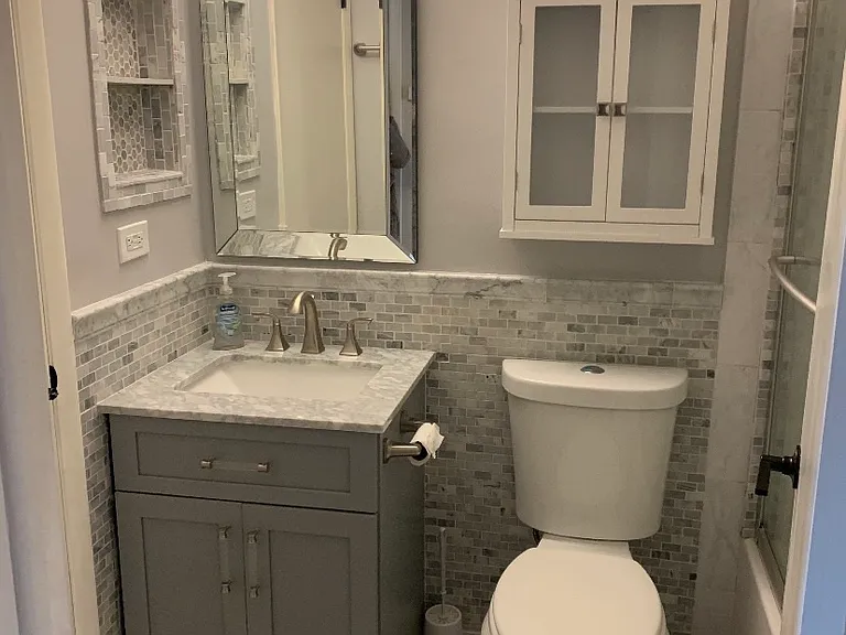 218 Hawthorne Ct — Photo 5