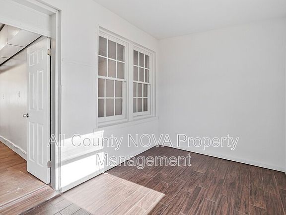 4th image of 1719 W Virginia Ave NE APT 3