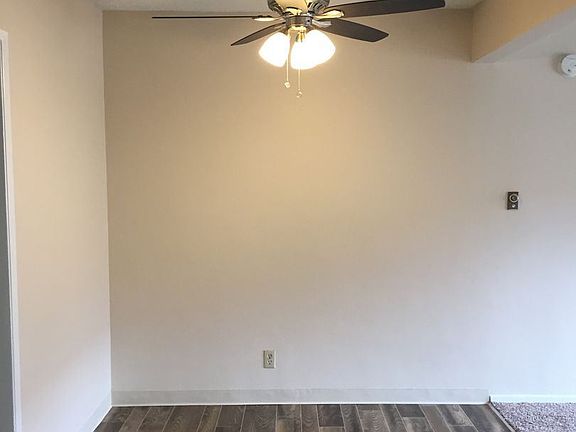 4th image of 1021 Ohio Ave #8