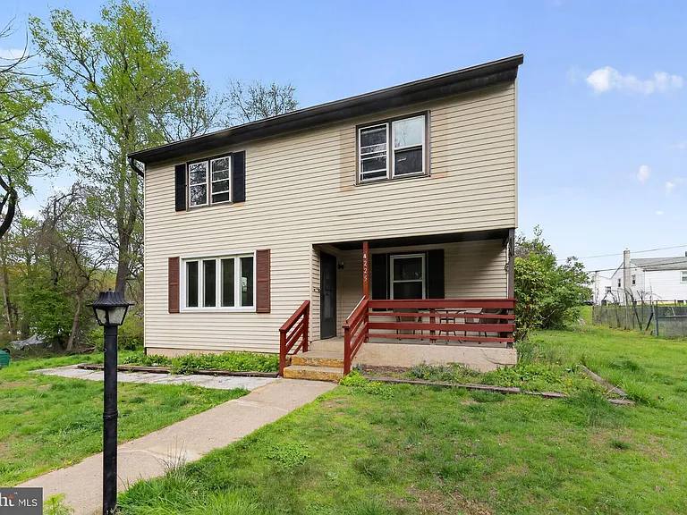 4225 Walsh Ave — Photo 1