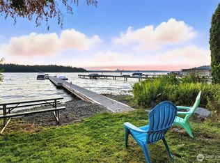 5047 84th Ave SE, Mercer Island, WA 98040