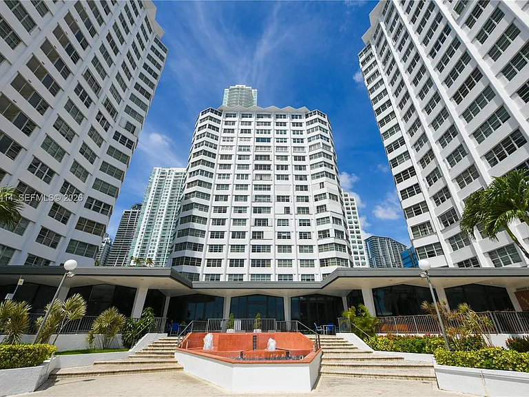 801 Brickell Bay Dr #1462 — Photo 28