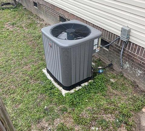 3rd image of 1565 Cobblestone Drive