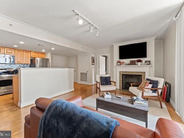 414 Water St Unit 1201, Baltimore, MD 21202