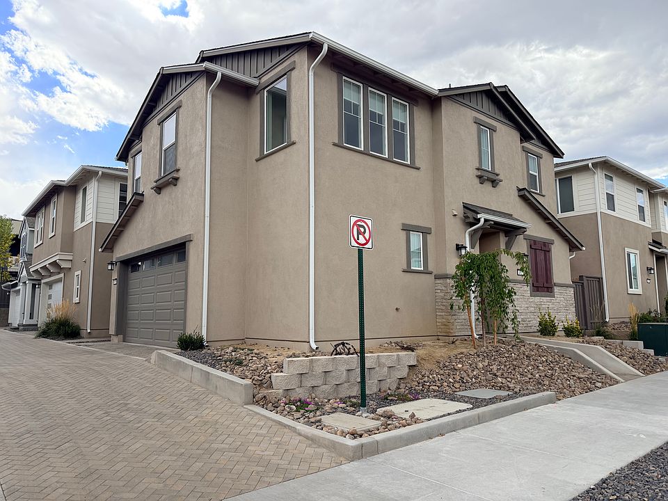 2nd image of 492 Prosecco Way