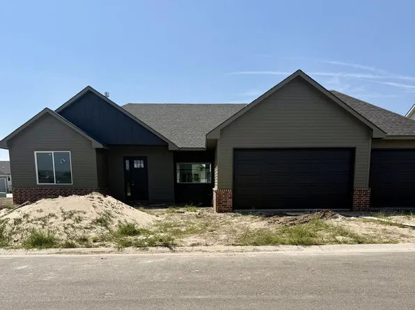 12075 E Shadowridge St, Wichita, KS 67226