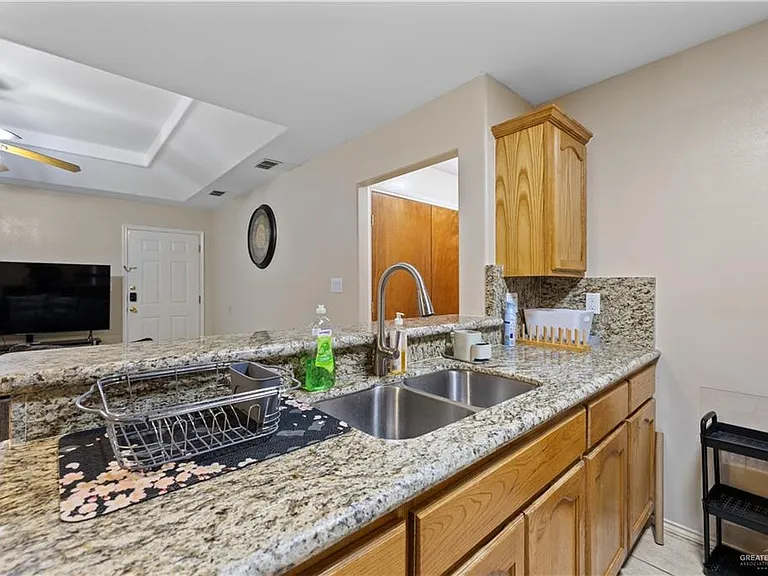1022 French Ave #4 — Photo 15
