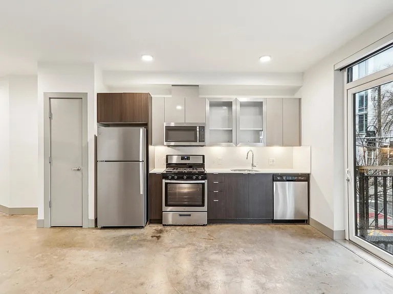 Broadcast Apartments — Photo 67