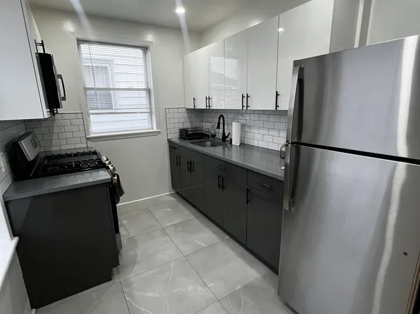 (undisclosed Address), Bronx, NY 10465