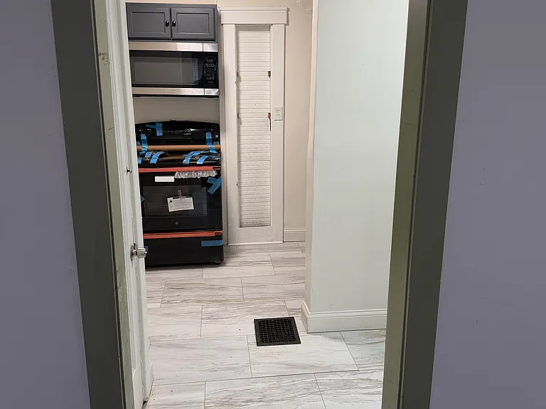 732 Rockford Ave #1 — Photo 7