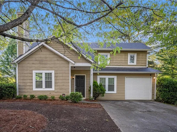 1946 Glenwood Downs Dr, Decatur, GA 30035