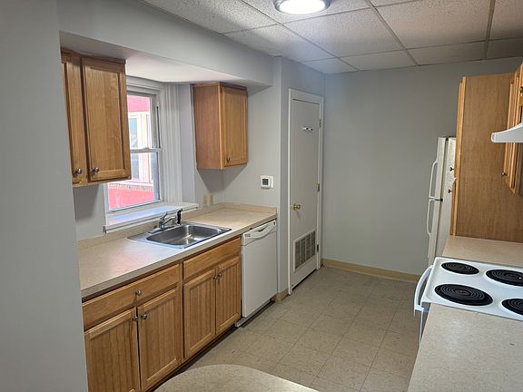 5th image of 336 E Lincoln Hwy APT 3B