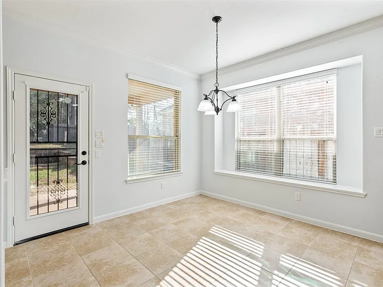 2642 Tacoma Springs Dr — Photo 13