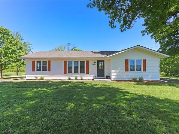 38000 E Cline Rd, Lone Jack, MO 64070